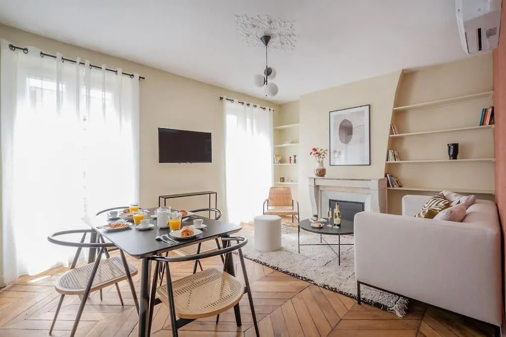 1#Two Bedrooms#Champs Elysees#Arc De Triomphe#Ac Παρίσι
